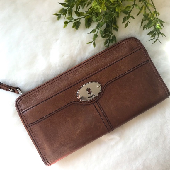 Fossil Handbags - Fossil brown leather wallet